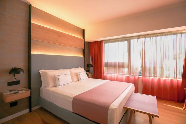 Room 54 of 146