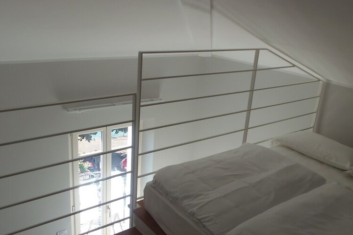 Room 21 of 64