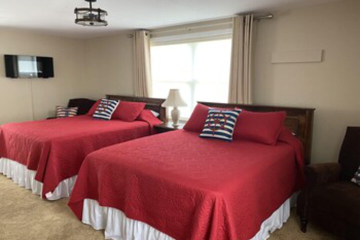 Room 192 of 253