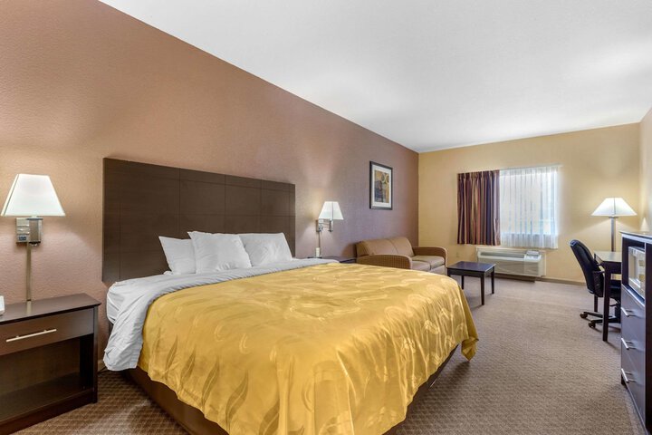 1 King Bed Accessible (1 of 15)