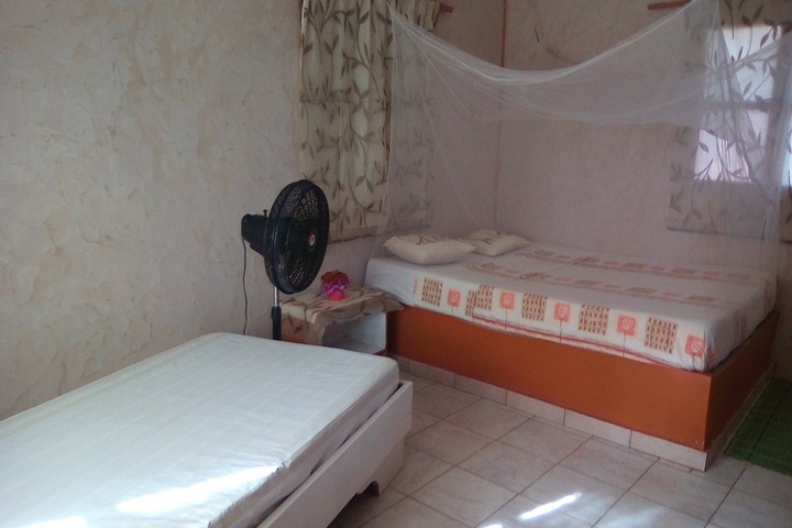 Room 6 of 42