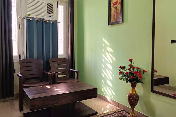 Room 8 of 61