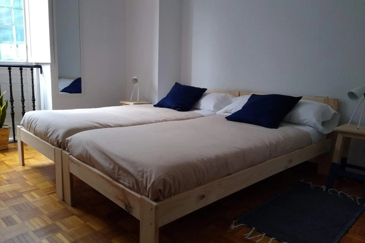 Room 3 of 8