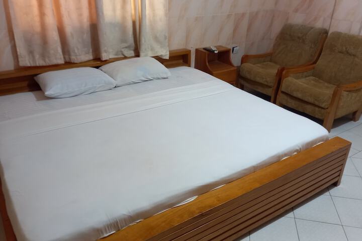 Room 15 of 21