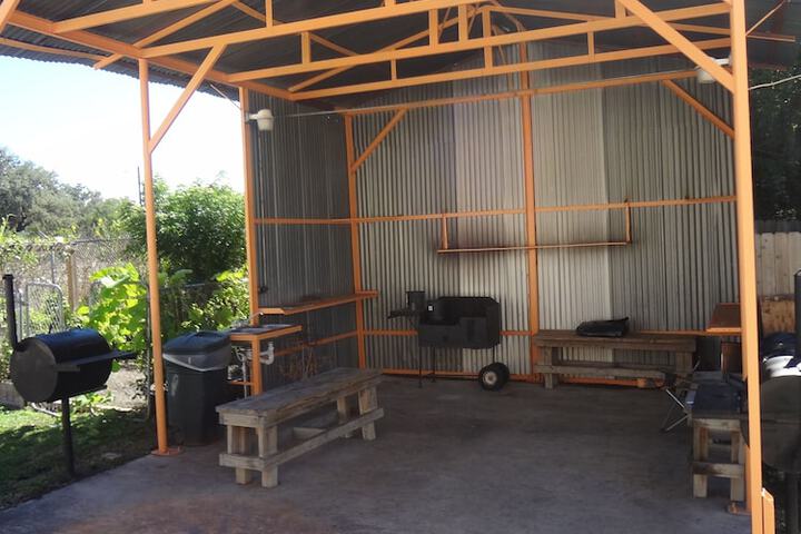 Property Grounds 24 of 28