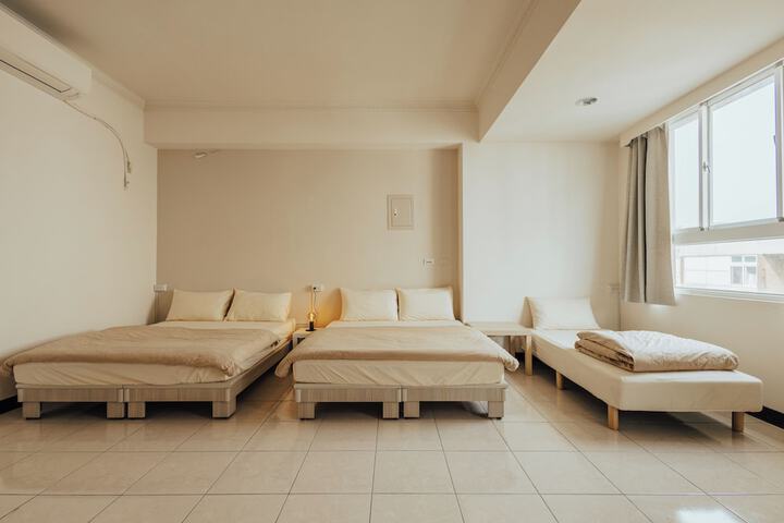 Room 29 of 93