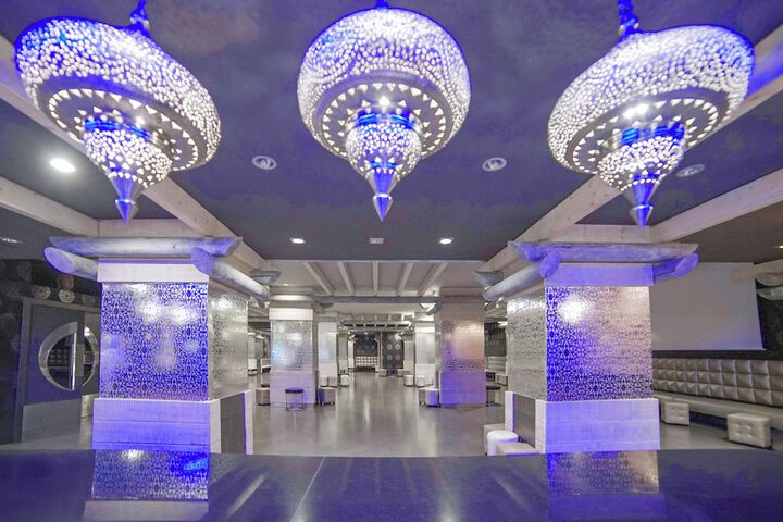 Guest Lobby