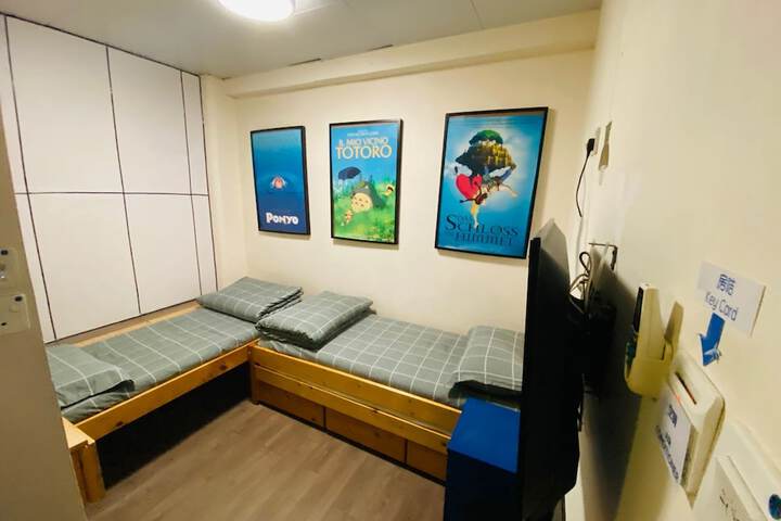 Room 23 of 31