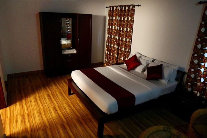 Room 14 of 48