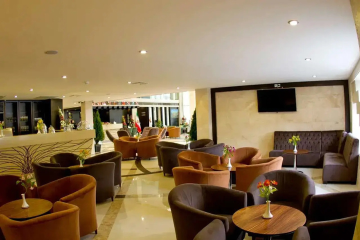 ROYAL HOTEL SHIRAZ