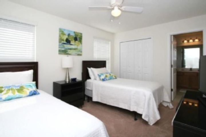 Room 22 of 299