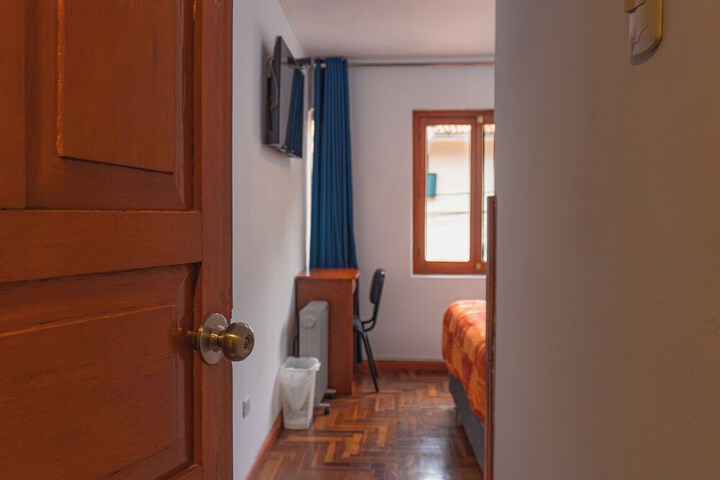 Room 56 of 86