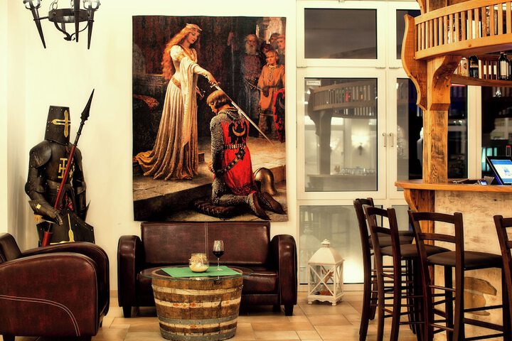Entrance & Lobby