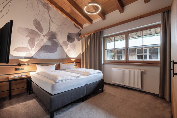 Room 34 of 159