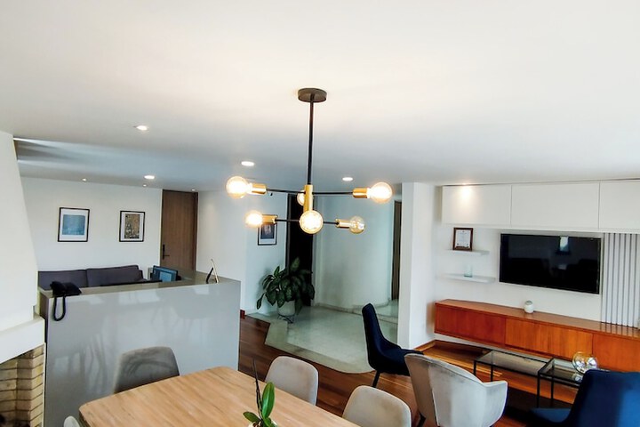 Room 18 of 32
