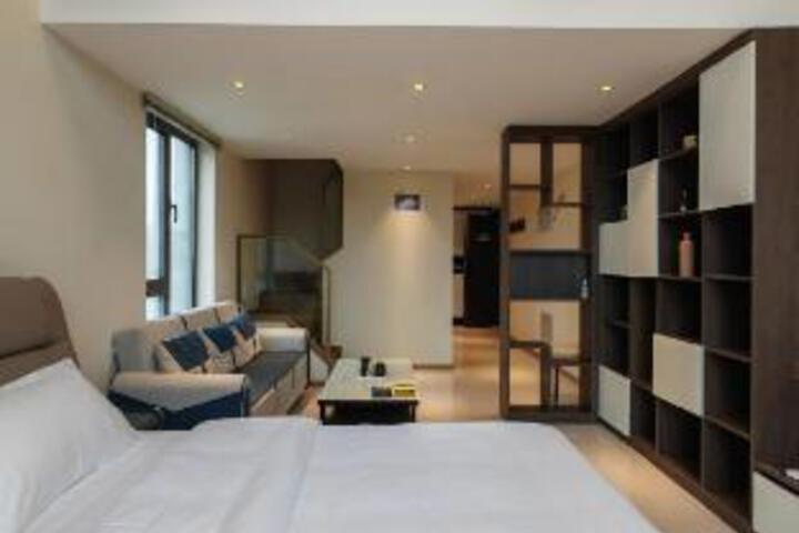 Room 21 of 23