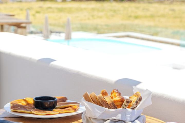 Breakfast/Coffee Service 139 of 190