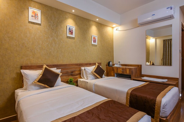 Room 17 of 32