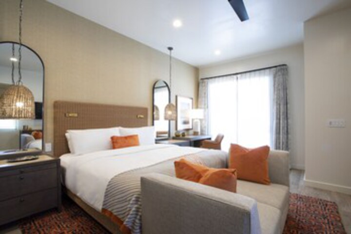 Room 54 of 82