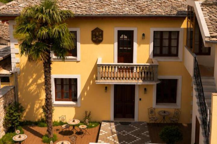 Nostalgia Boutique Hotel