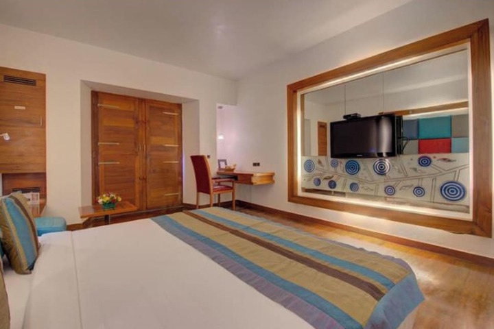 Room 28 of 70