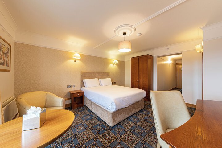Room 37 of 119