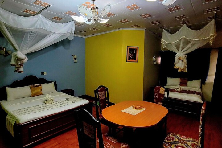 Room 17 of 63