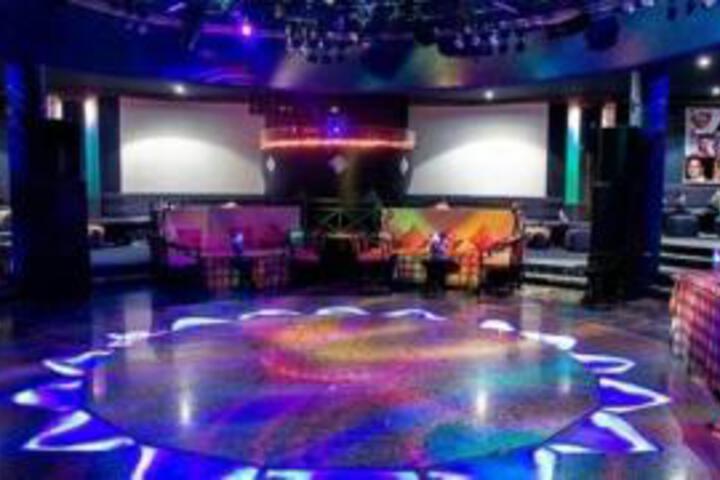 Photo 12