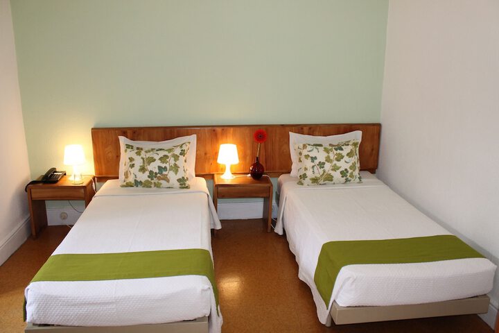 Room 13 of 74