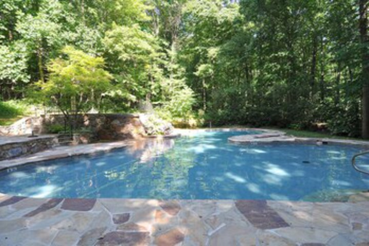 Pool 32 of 38