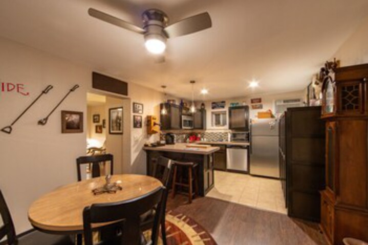 Room 2 of 21