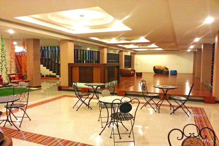 Hotel Interior 6 of 52