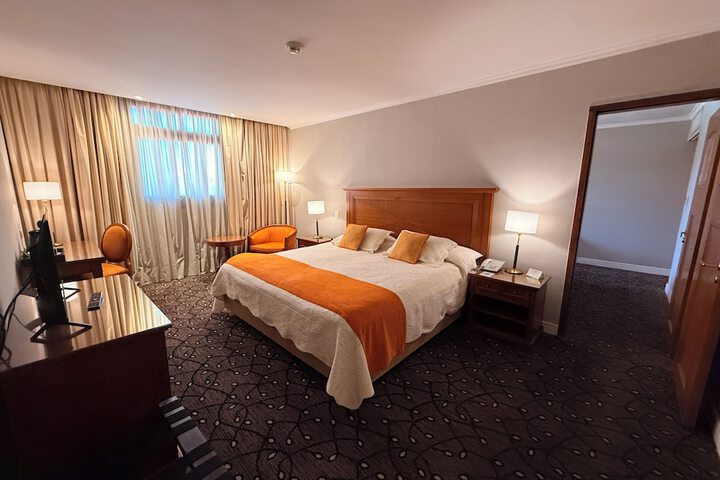 Room 14 of 50