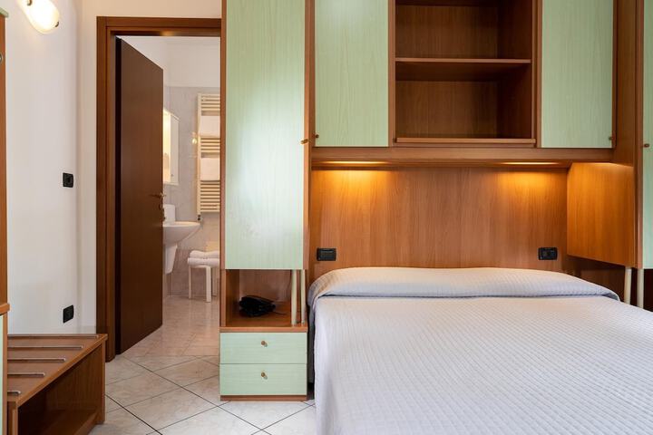 Room 20 of 59