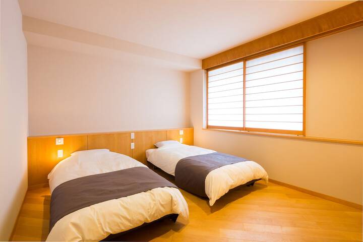 Room 22 of 67