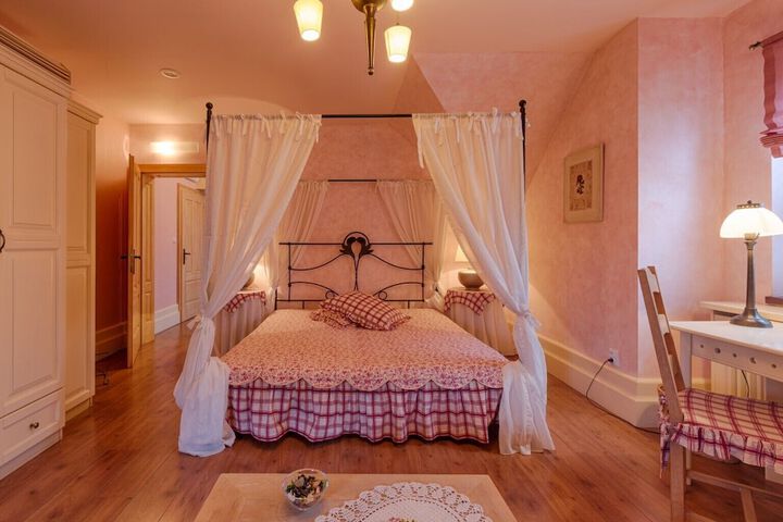 Room 14 of 41