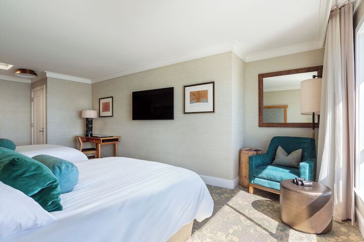 Room 4 of 95