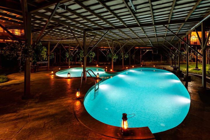 Pool 69 of 122