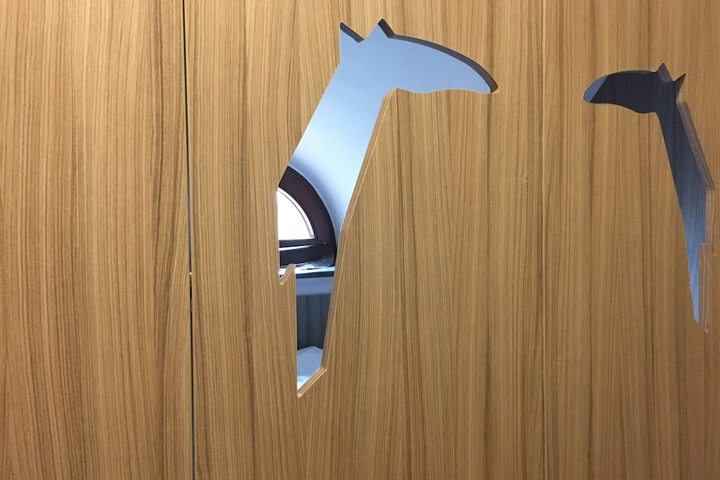 Room 25 of 83