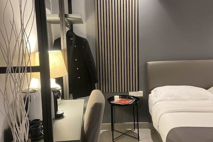 Room 31 of 48