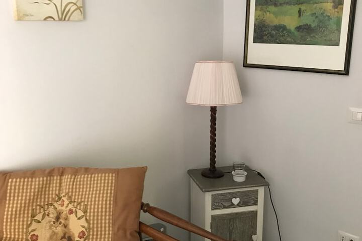 Room 14 of 37