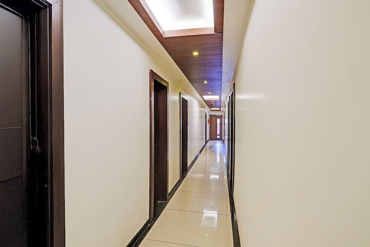 FabHotel Prime The Kartar Tower Rani Kamalapati Railway Station