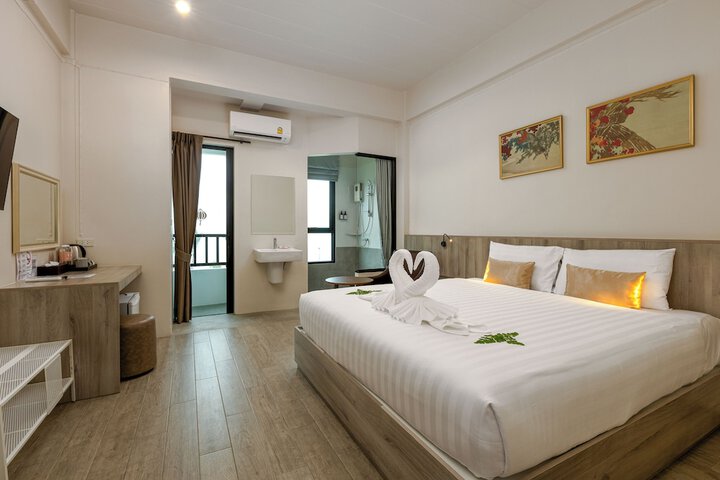 Room 48 of 90