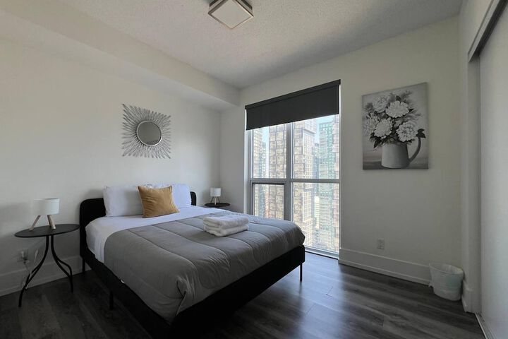 Room 93 of 448