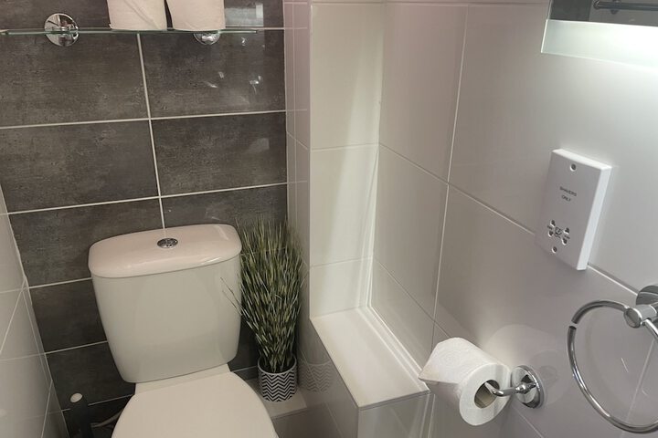 Room 45 of 79