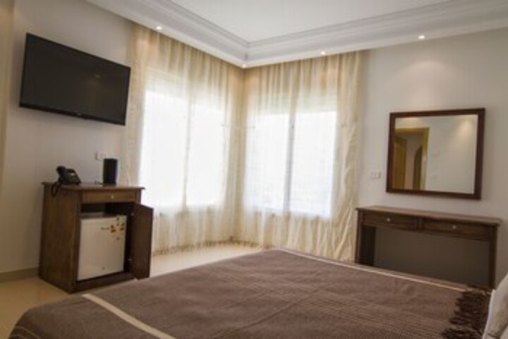 Room 48 of 69