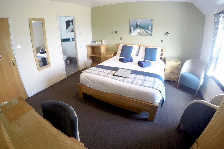 Room 16 of 54