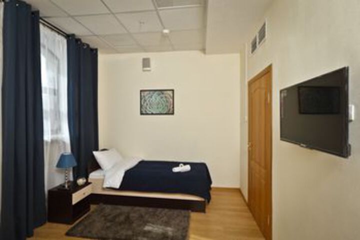 Room 43 of 64