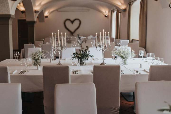 Ballroom/Hall 35 of 41