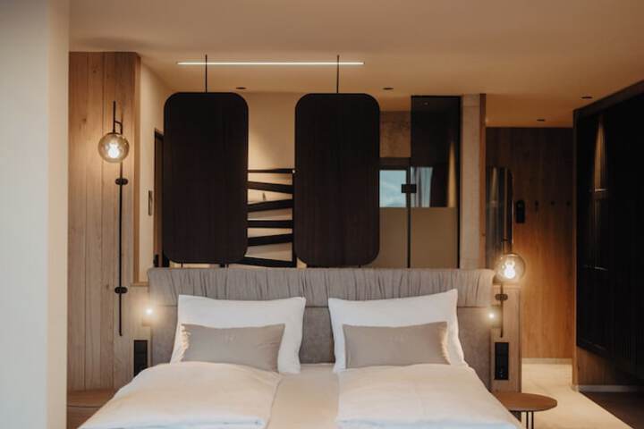 Room 26 of 140